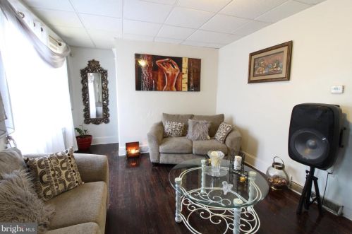 102 Reed Ave, Trenton NJ 08610-6306 exterior