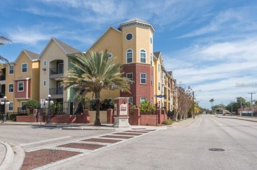 1910 Palm Ave, Tampa FL  10307-3819 exterior