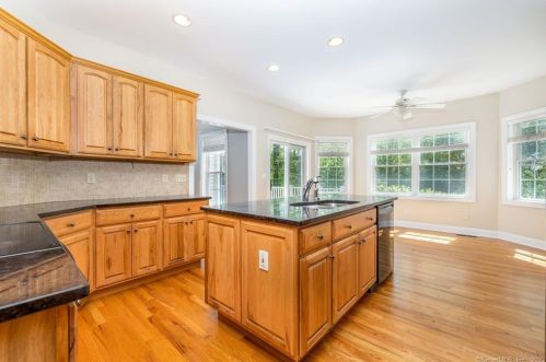 14 Chauncey Dr, Seymour, CT 06478-1261