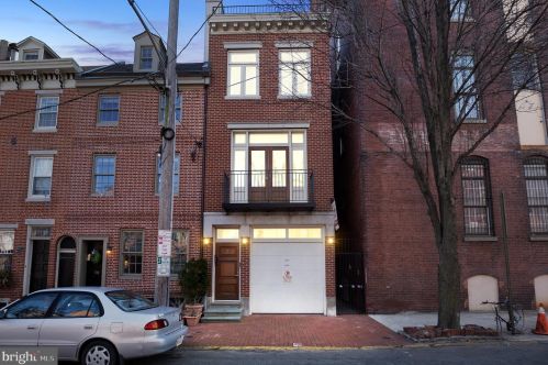 309 Lawrence St, Philadelphia PA 19133-3023 exterior