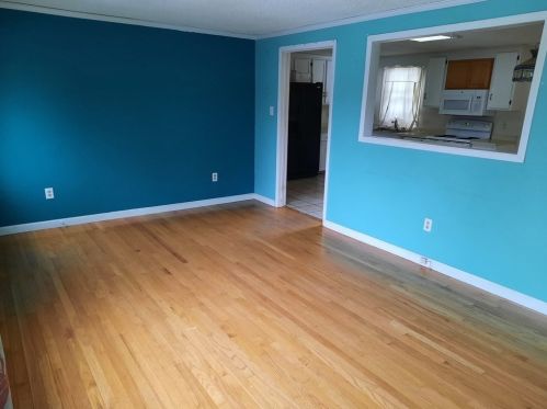 75 Puritan Rd, Springfield MA 01119-2953 exterior