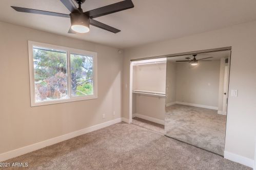 1214 Desert Cove Ave, Phoenix AZ  85020-1108 exterior