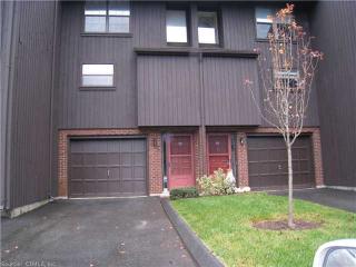 198 Natchaug Dr, Meriden, CT 06450-7421