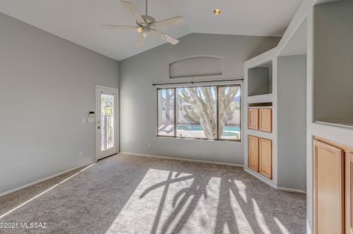 8483 Cantora Way, Tucson AZ 85743-5005 exterior