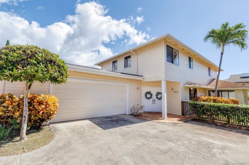 953 15th Ave, Honolulu, HI 96816-3615
