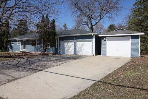 4642 Odana Rd, Madison, WI 53711-1357