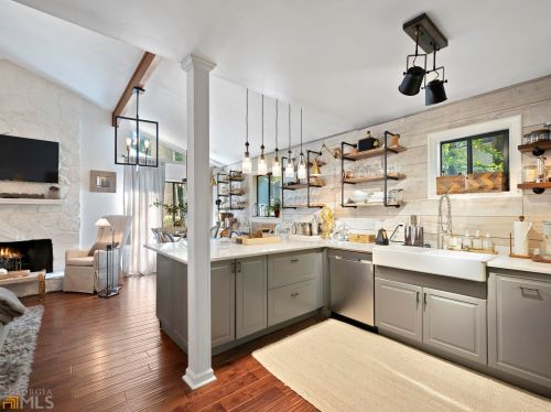 2671 Caldwell Rd, Atlanta GA exterior