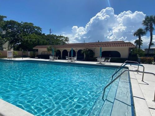 400 20th St, Boca Raton FL  33431-8119 exterior