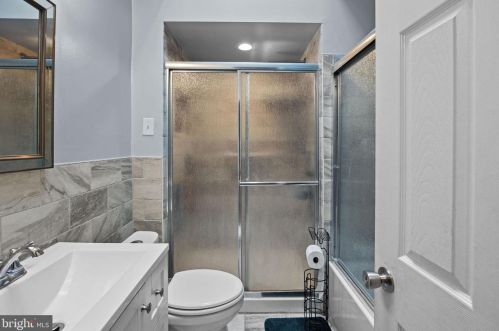 3330 Cottman Ave, Philadelphia PA 19149-1601 exterior