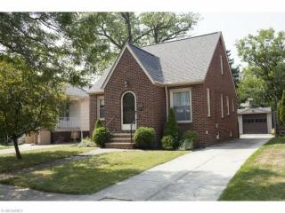 2210 Elbur Ave, Cleveland, OH 44107-6118