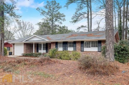 6460 Connell Rd, Atlanta GA  30349-4538 exterior