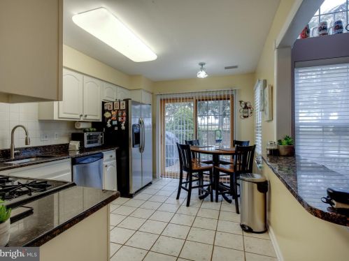 24 Ln Costa Dr, Blenheim NJ 08012-5531 exterior