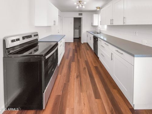 8901 18th Ave, Phoenix AZ  85021-4323 exterior