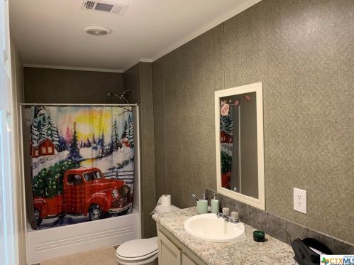 676 Henderson Dr, Spring Branch TX 78070-4032 exterior