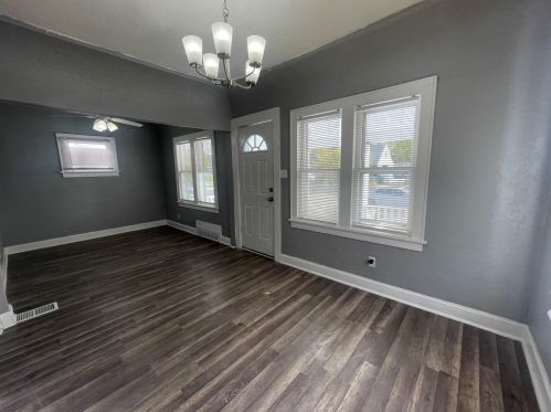 4869 57th St, Milwaukee WI  53218-4239 exterior