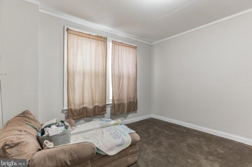 161 27 St, Camden NJ 08105-3927 exterior