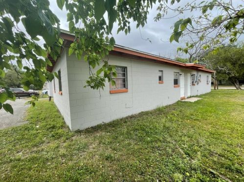 732 Anderson St, Orlando FL 32803-6504 exterior