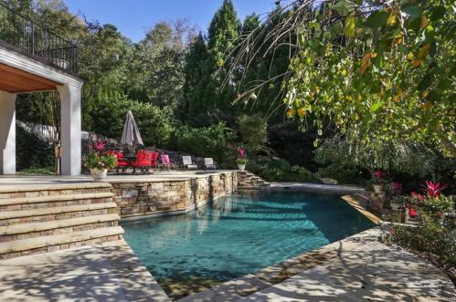 205 Bach Ct, Atlanta GA 30350-6611 exterior