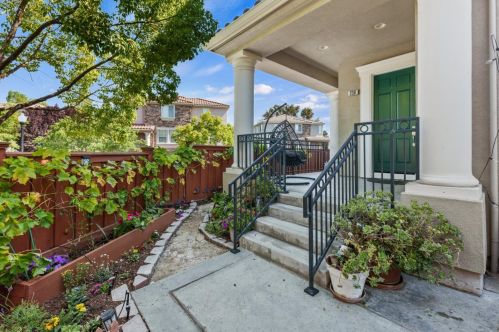 230 Vista Roma Way, San Jose, CA 95136-4442