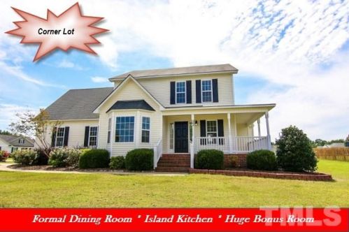 284 Blaze Ridge Dr, Smithfield, NC 27577-7164