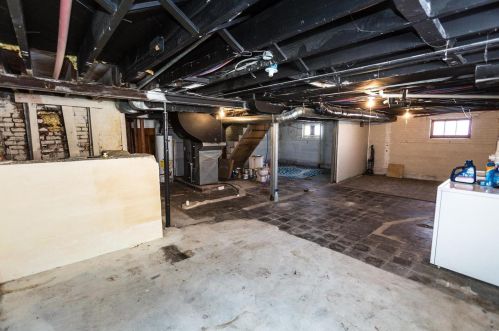 9329 Althea Ave, Saint Louis MO 63123-4421 exterior