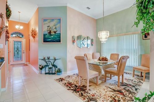 7867 Gardner Dr, Naples, FL 34109-0608