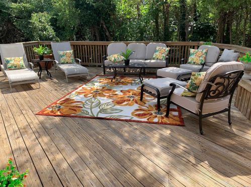 58 Vly Grn Dr, Valley Stream NY 11581-3635 exterior