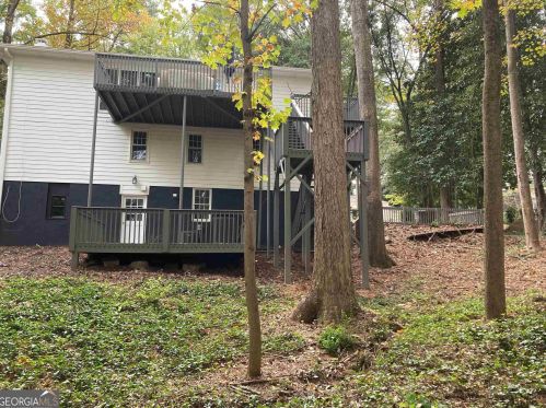 2933 Margaret Mitchell Ct, Atlanta GA 30327-1614 exterior