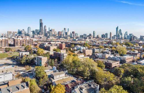 908 19th St, Chicago IL  60608-3412 exterior