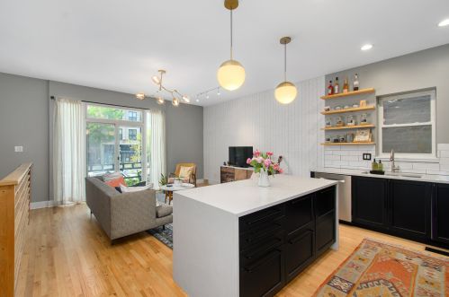 2150 Division St, Chicago, IL 60622-3035