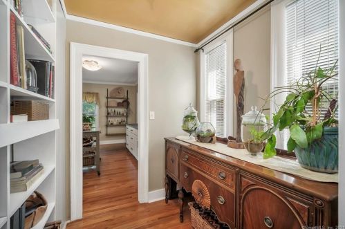 139 Church St, Seymour CT 06483-2503 exterior