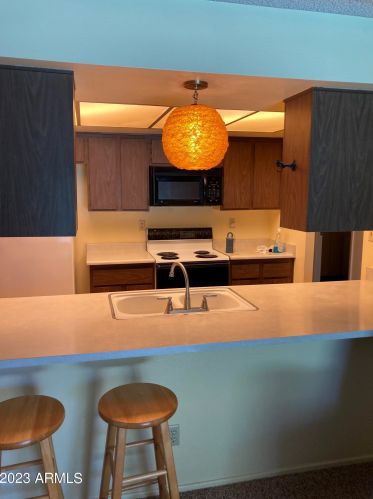 14801 39th Ave, Phoenix AZ 85051-3320 exterior