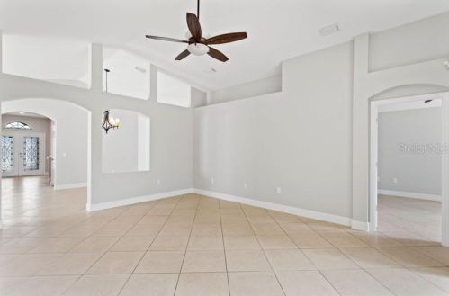 10124 Arbor Run Dr, Tampa FL  33647-2902 exterior