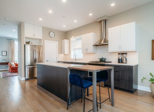 2810 Walton St, Chicago IL 60622-4450 exterior