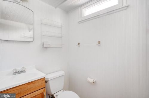 4612 Adrian St, Rockville MD 20853-3705 exterior