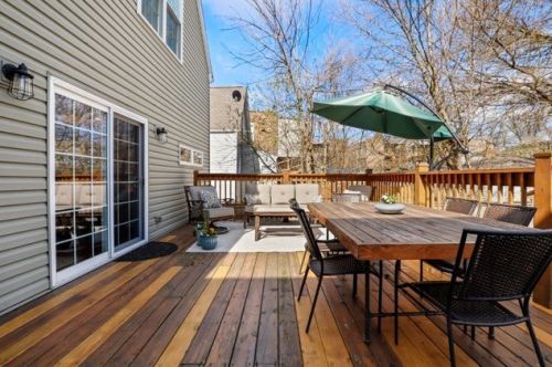 3232 Belle Plaine Ave, Chicago IL 60618-2338 exterior