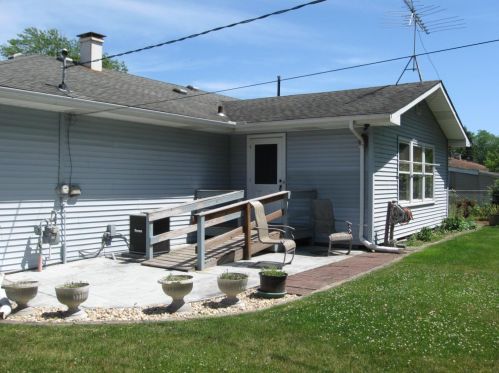 7514 Montana St, Gary IN 46403-3462 exterior