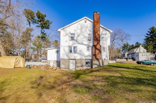 9 Jondot Dr, Enfield CT 06082-2213 exterior