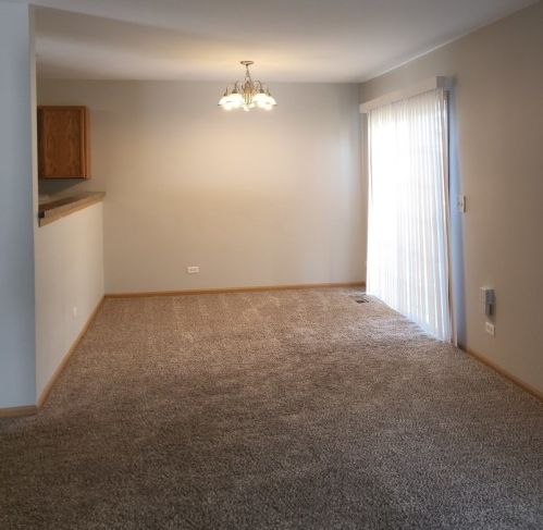 203 Macintosh Ave, Bull Valley IL 60098-7623 exterior