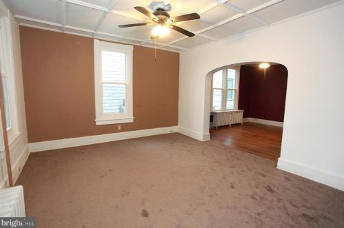 1027 Mifflin St, Huntingdon PA 16652-1435 exterior