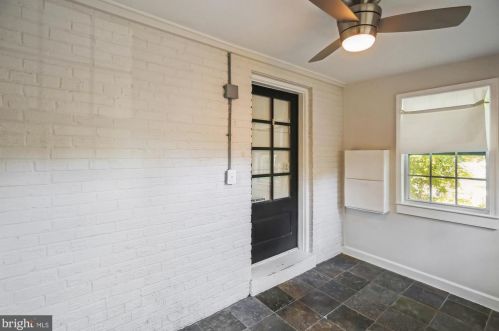 5823 Monticello Rd, Alexandria VA 22303-1302 exterior