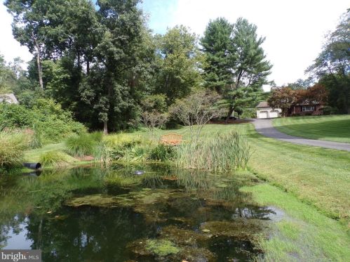 217 Vly Rd, Media PA 19063-5616 exterior