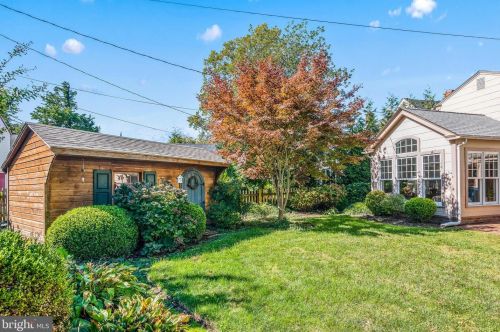 214 Chestnut St, Saint Michaels MD 21663 exterior