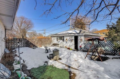 3572 77 St, Milwaukee WI 53220-1144 exterior