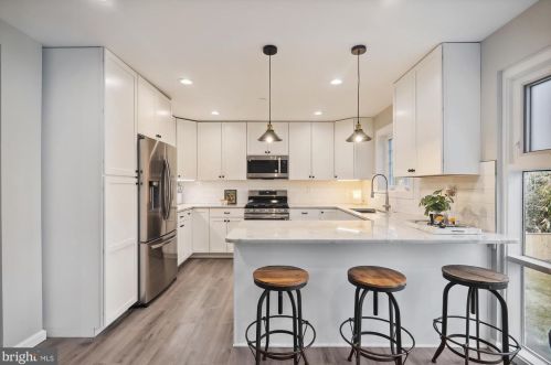 2205 Luzerne Ave, Silver Spring MD  20910-2137 exterior