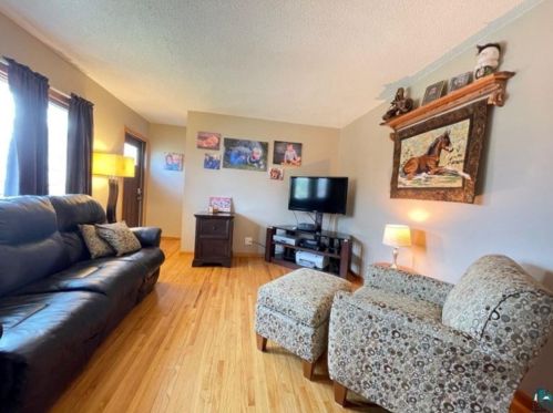 221 Faribault St, Duluth MN 55803-1730 exterior