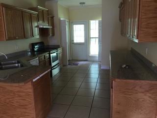 2720 Toulon Dr, Baton Rouge LA  70816-5120 exterior