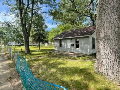 3125 Highland St, Meskegon, MI 49444-2814