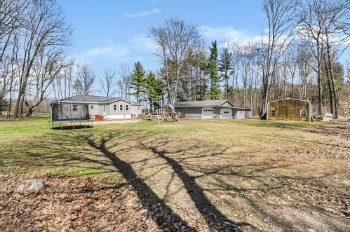 4348 112 St, Grant MI 49327-8774 exterior