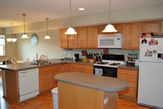 6758 Pima Dr, Madison, WI 53719-5609